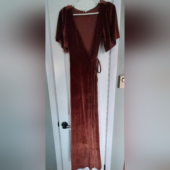 Baltic Born Velvet wrap maxi dress - Picture 2 of 5